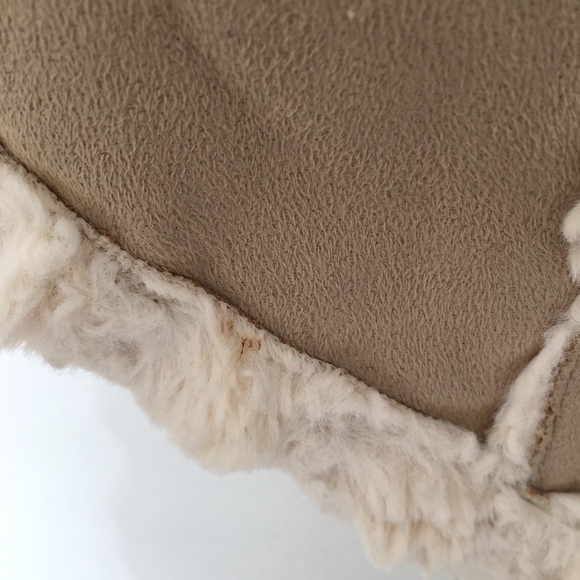 Guess Los Angeles Faux Fur Suede Winter Vest - Picture 3 of 8